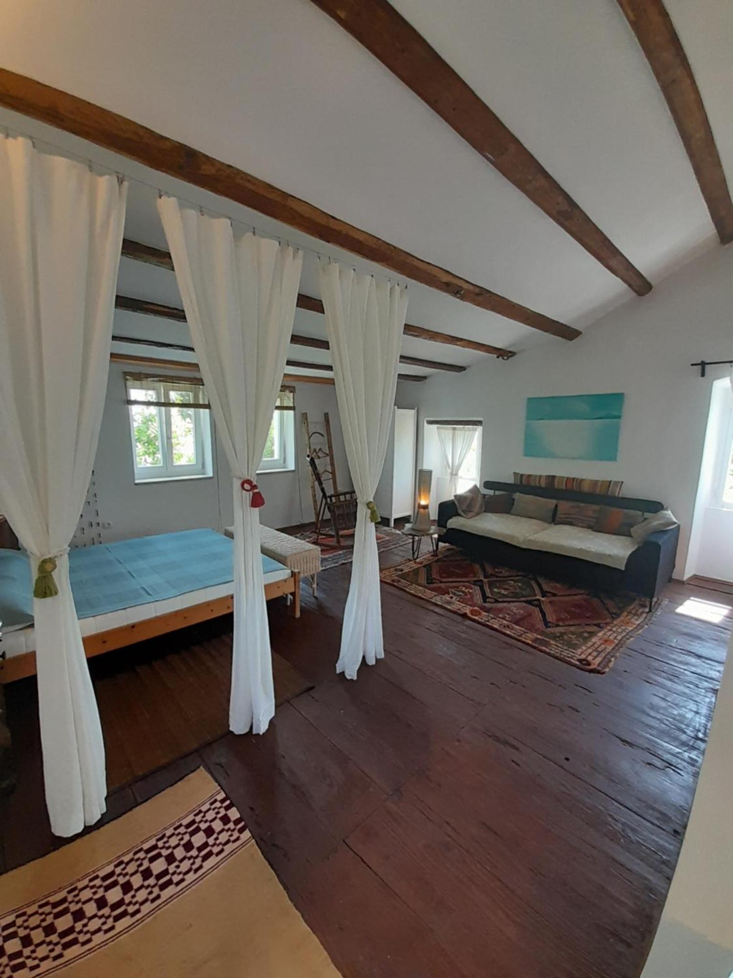 Casa Lin & Casa Blanca Hotel Нерезине Екстериор снимка